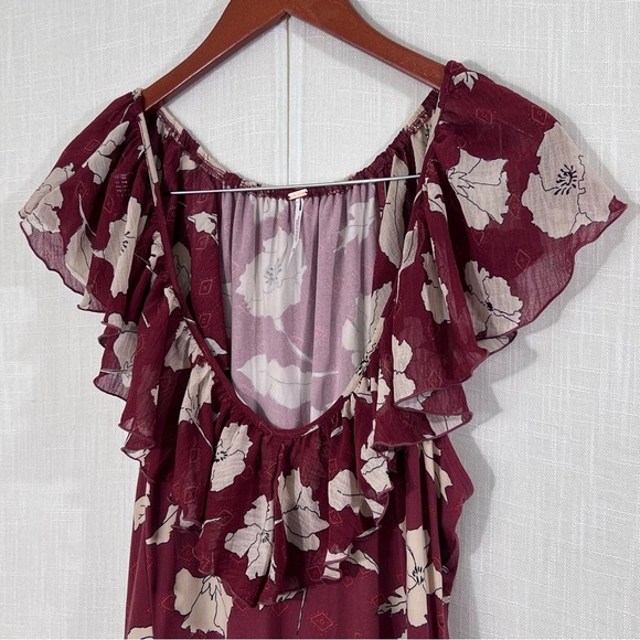 Free People Austyn Ruffle Floral Jumpsuit Coastal Cowgirl Bell Bottoms Sz L - Picture 7 of 15